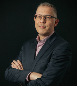 Prof. Dr. Ir. Wouter Serdijn TU Delft & Erasmus MC